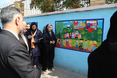 رونمایی از دیوارنگاری «سرزمین من؛ اردبیل»