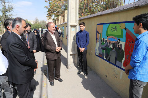 رونمایی از دیوارنگاری «سرزمین من؛ اردبیل»