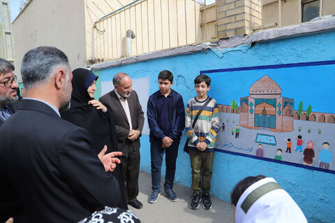 رونمایی از دیوارنگاری «سرزمین من؛ اردبیل»