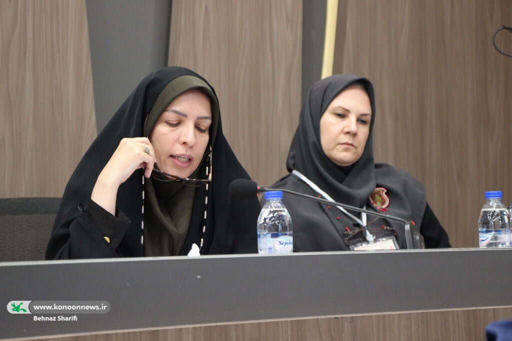 شش کمیسیون در گردهمآیی کارشناسان مسئول و کارشناسان فرهنگی کانون برگزار شد