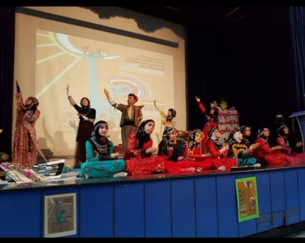 خالق پنجشنبههای قصهگویی روانسر از سرزمین قصهها گفت