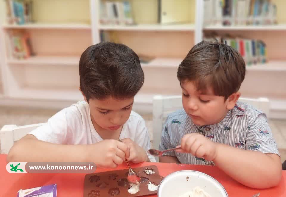 کتابخوری خراسان جنوبی کتابخوری با محوریت کتاب کاش خانه های شکلاتی وجود داشتند