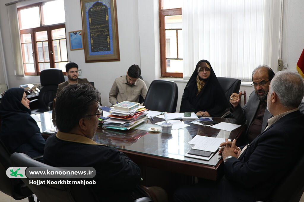 راهکارهای اکران فیلم سینمایی«باغکیانوش» در گیلان بررسی شد