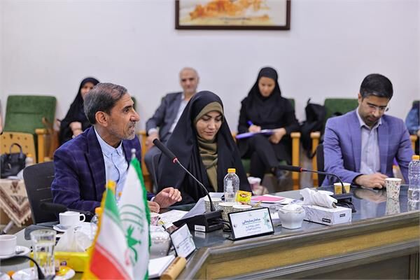 تأکید بر جایگاه مهم و اثرگذار کانون زبان ایران در زبانآموزی
