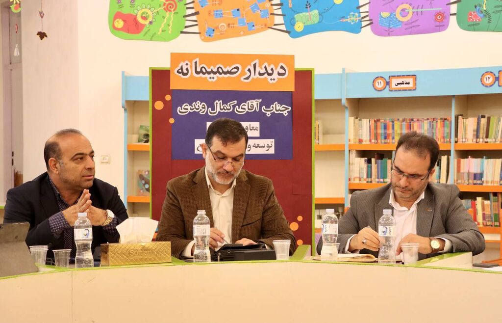 کانون با هیچ سازمانی قابلمقایسه نیست