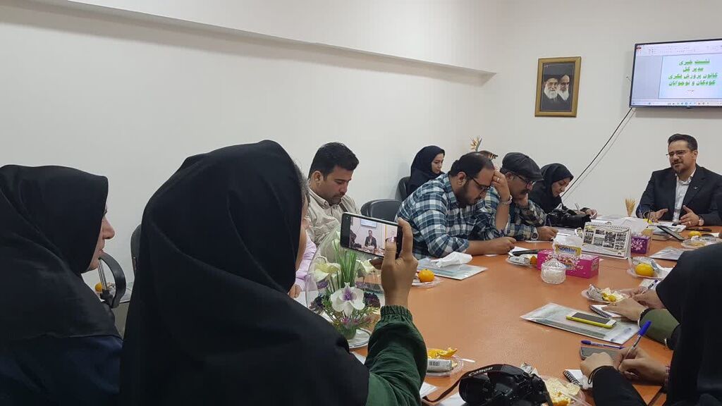 نشست خبری مدیرکل کانون کرمانشاه با خبرنگاران