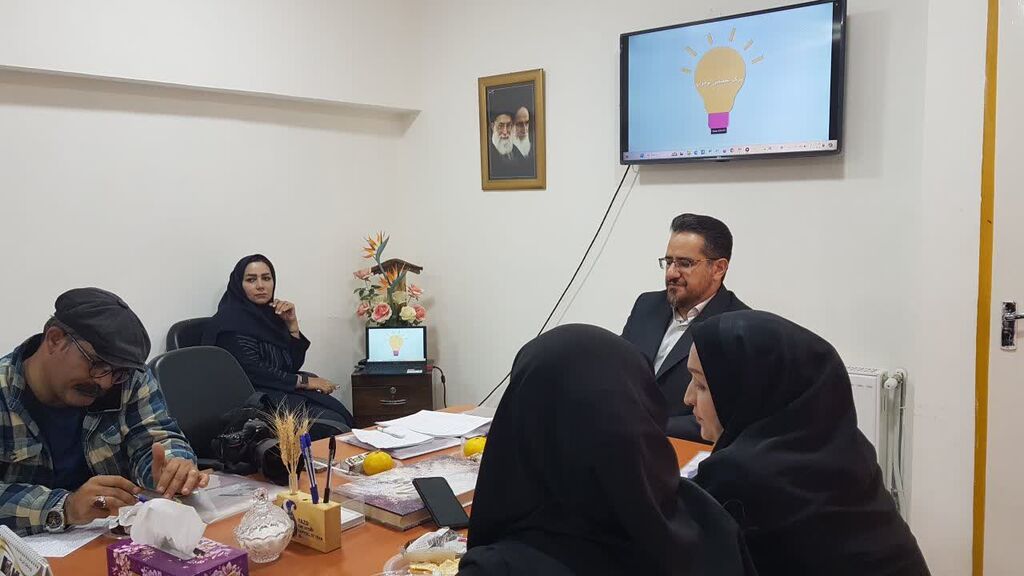 نشست خبری مدیرکل کانون کرمانشاه با خبرنگاران