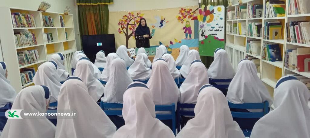 گرامیداشت ۸آبان و روز نوجوان در زنجان