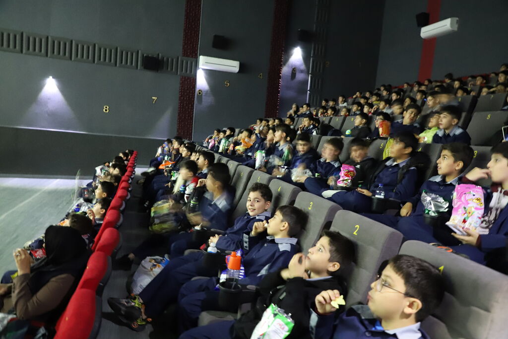 آغاز اکران فیلم باغ کیانوش در استان آذربایجان غربی