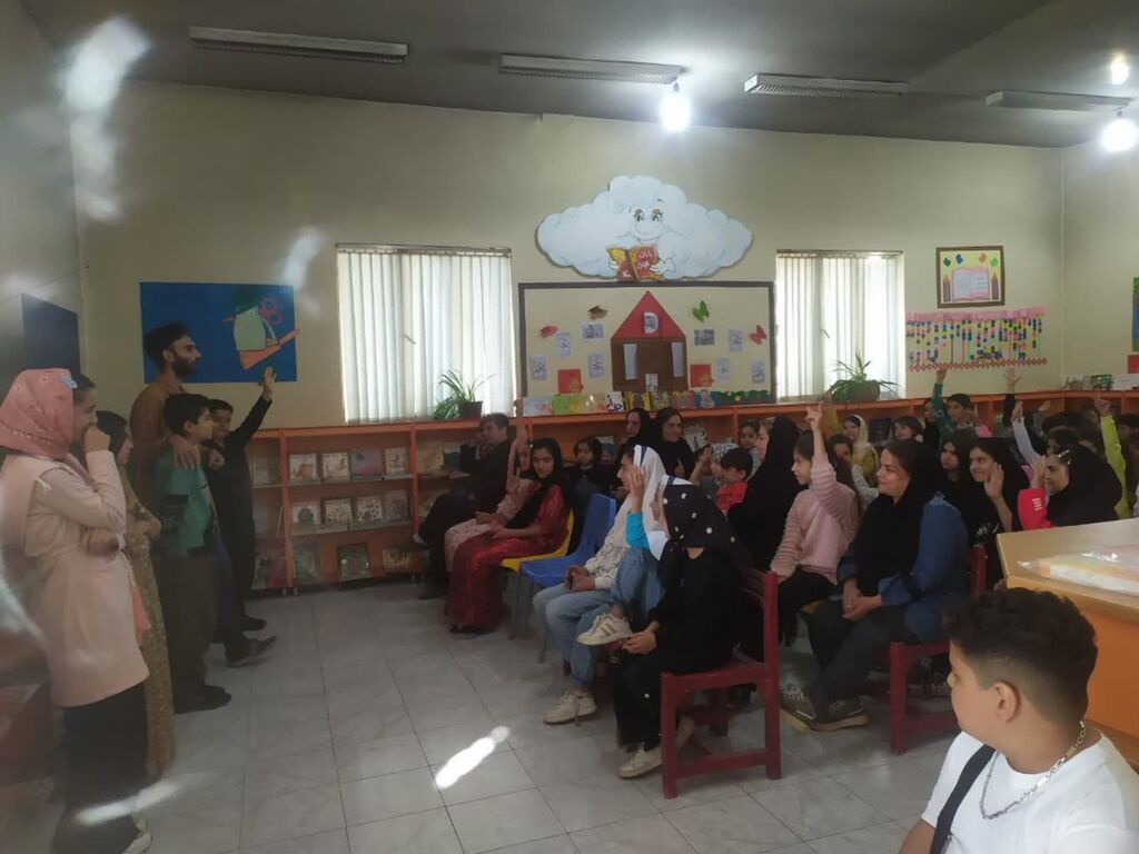 برگزاری کارگاه قصهگویی در نوسود