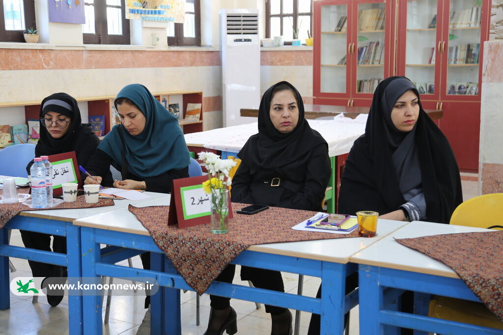 دومین نشست فصلی مربیان و مسئولین مراکز کانون استان بوشهر