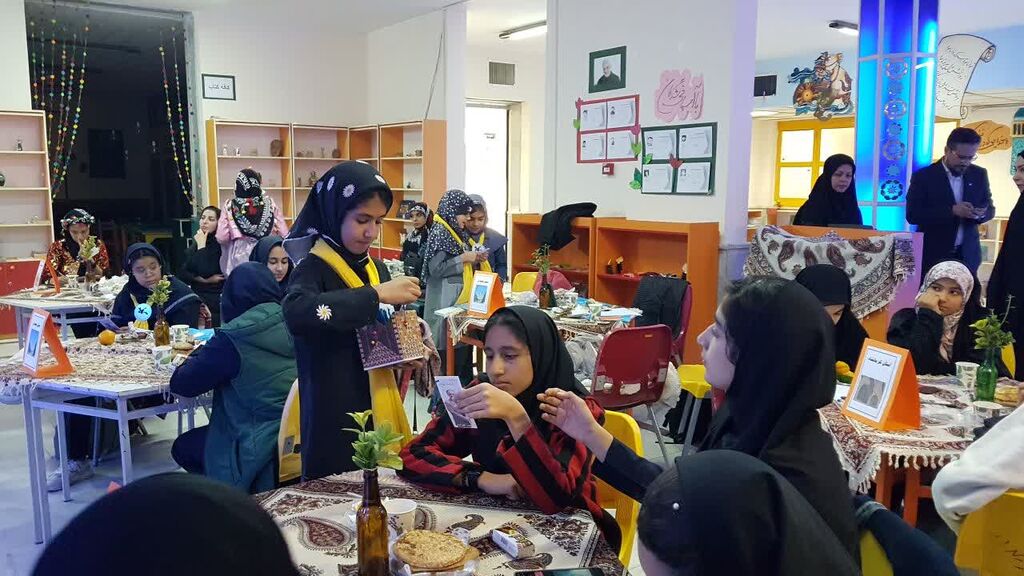 اردوی کانونیاران غرب کشور در کرمانشاه برگزار شد