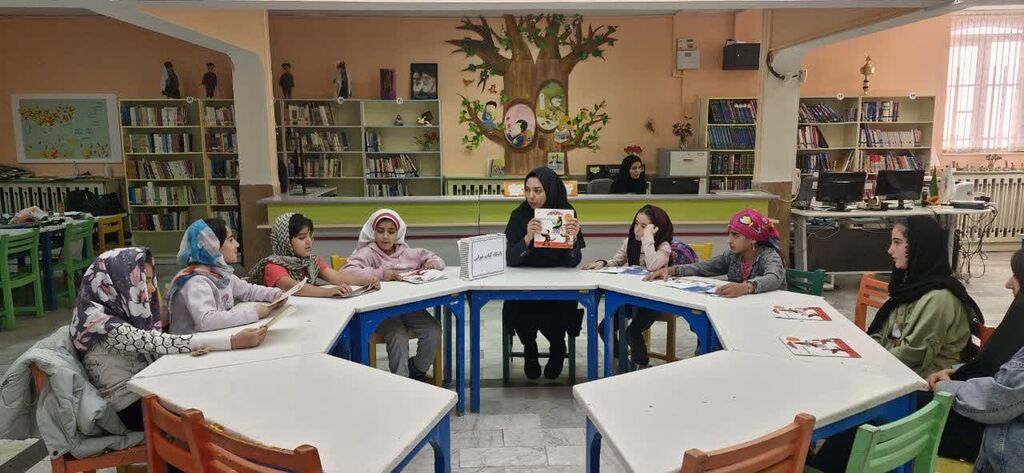 فعالیت بیش از ۵۰۰ کودک و نوجوان در باشگاه کتابخوانی کانون
