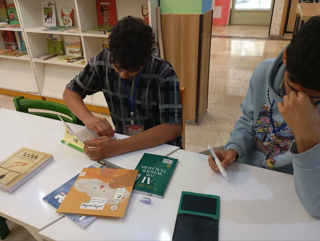 جشنهای ویژهی کانون یاران و تجلیل مدیر کل کانون البرز از کانون یاران هشتگردی