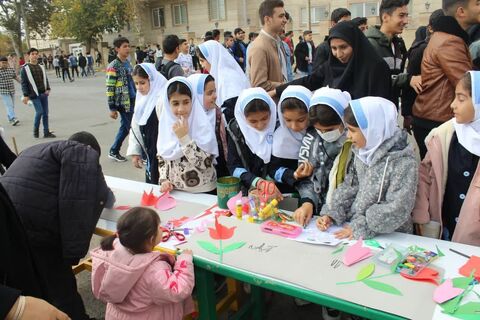 گرامیداشت یوم الله ۱۳ آبان، روز دانش آموز در مراکز کانون پرورش فکری کودکان و نوجوانان استان آذربایجان غربی