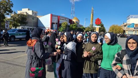 گرامیداشت یوم الله ۱۳ آبان، روز دانش آموز در مراکز کانون پرورش فکری کودکان و نوجوانان استان آذربایجان غربی