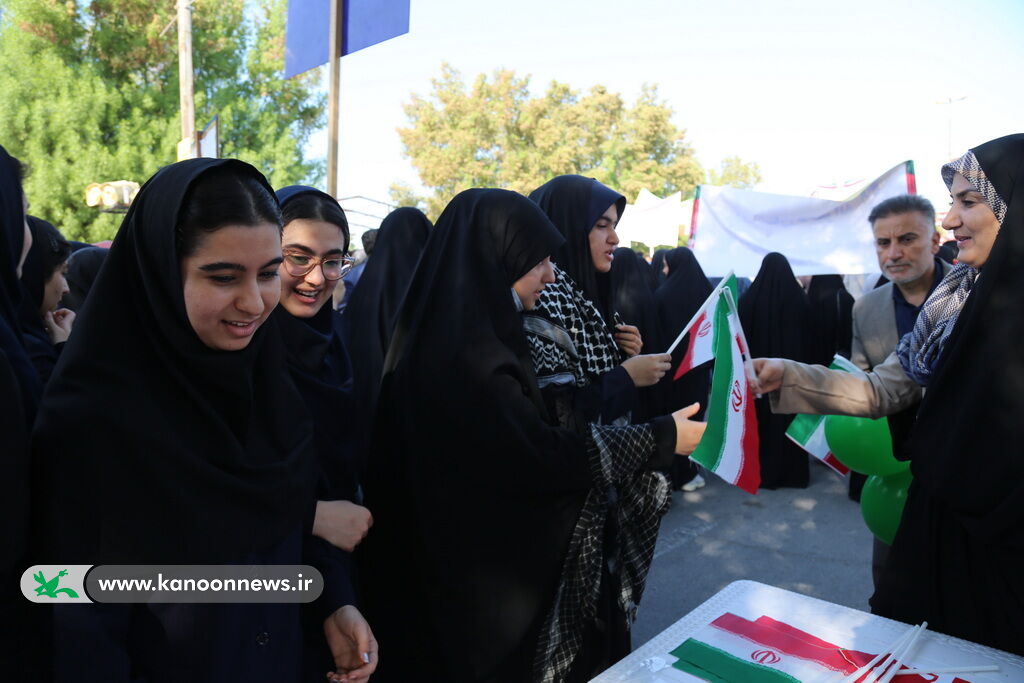 ایستگاهی برای مبارزه با استکبار جهانی