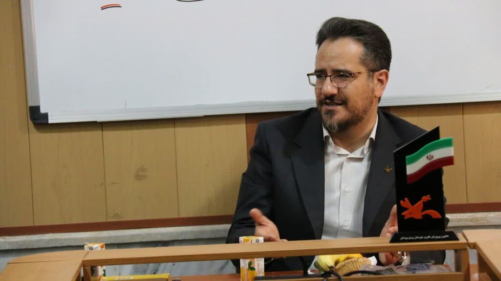 نشست با مدیران و رابطان کانونیار غرب کشور در کرمانشاه