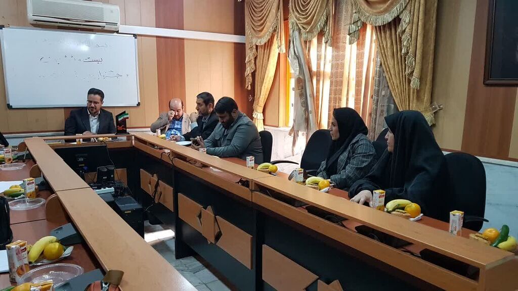 نشست با مدیران و رابطان کانونیار غرب کشور در کرمانشاه