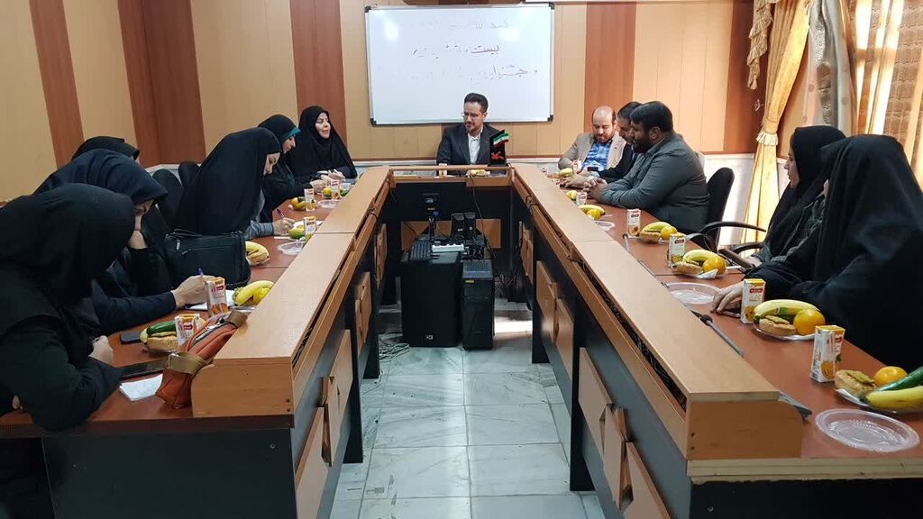 نشست منطقهای نشست با مدیران و رابطان کانونیار غرب کشور در کرمانشاه