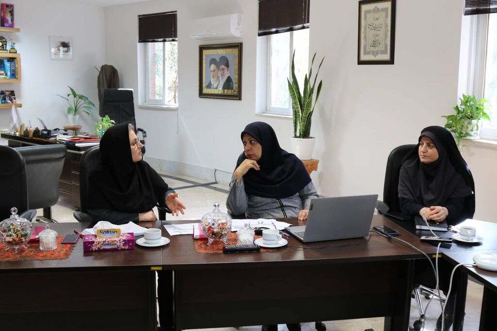 جلسه بهرهوری کانون مازندران با موضوع توجه به مقوله هنر در جذب اعضا برگزار شد