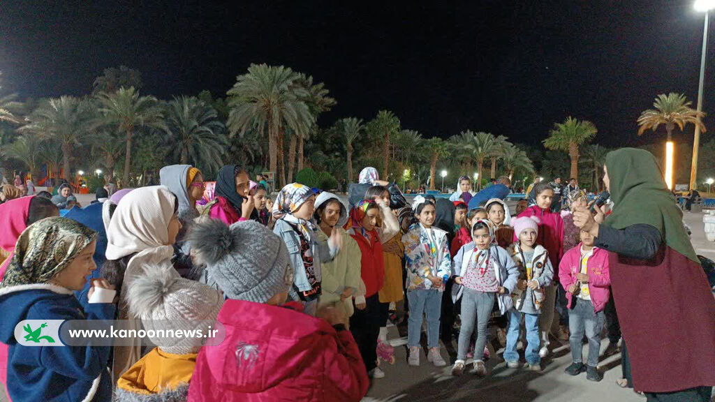 نشست تخصصی برخی از برترین قصهگویان کانون استان برگزار شد