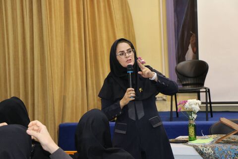 اولینروز از گردهماییپاییزه مربیان و مربیمسئولان مراکزفارس