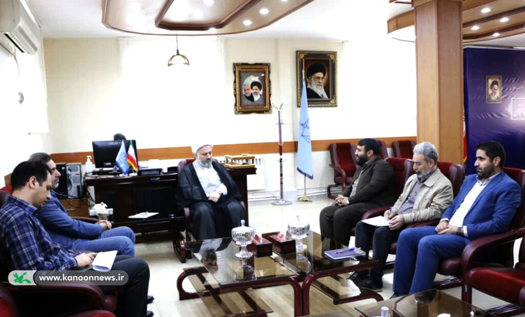 تزکیه و آموزش دو بال پرواز برای رشد و تعالی انسان هستند