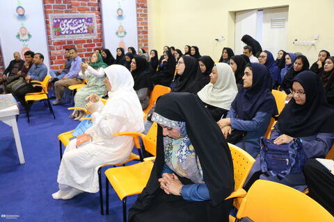 دومینروز از گردهمایی مربیان و کارشناسان کانون پرورش فکری کودکان و نوجوانان استان فارس، ۱۶ آبان ۱۴۰۳ در شیراز برگزار شد.