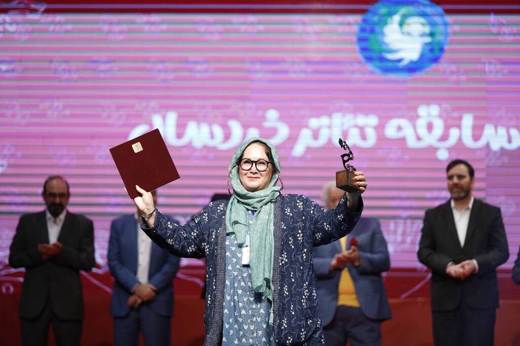 درخشش کانون در جشنواره بینالمللی تئاتر کودک و نوجوان همدان با دریافت ۳۵ جایزه