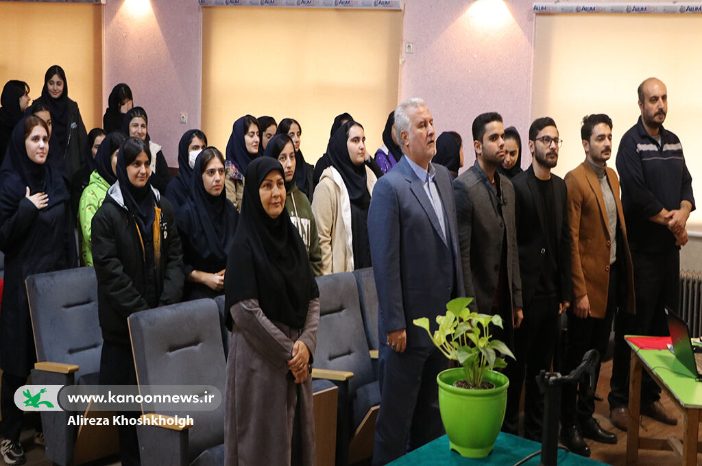 ترسیم «آینده با هوش مصنوعی» برای نسل نوجوان