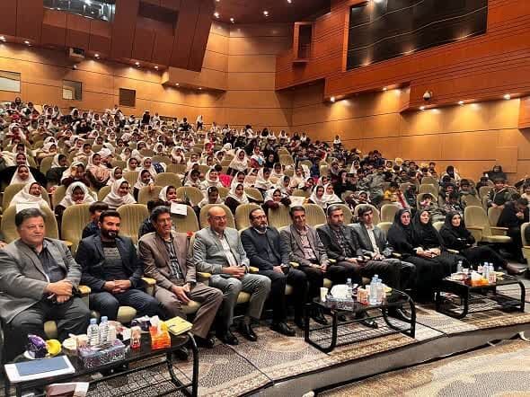 توسعه همکاری اداره کل کانون و آب و فاضلاب