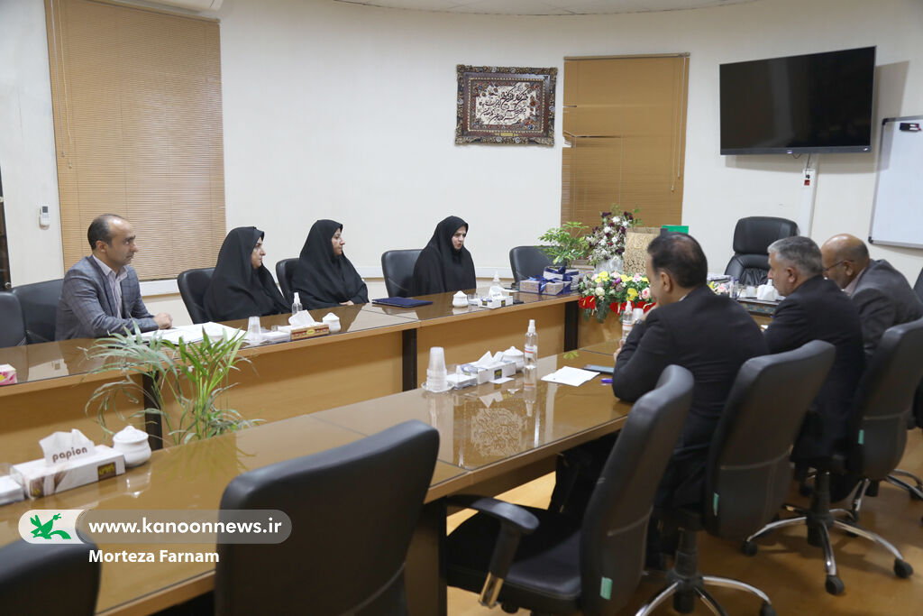 صبحگاه مدارس باید با قصهگویی باشد