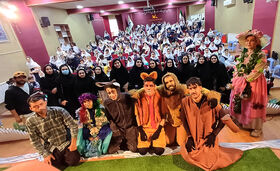 استقبال خوب بچه ها از اجرای نمایش «خَرمشیر» در کانون لرستان-آلبوم ۲