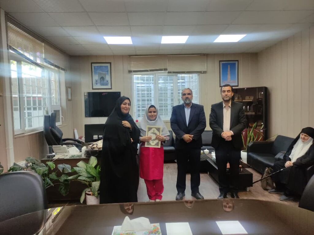 تقدیر از قصهگویان فعال شهرستان تایباد با همکاری شورای اسلامی شهر تایباد