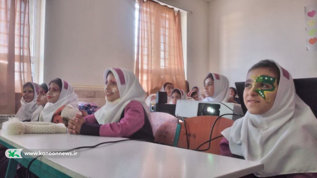 اجرای پیک امید در مناطق کمبرخوردار دواسب و ابهر