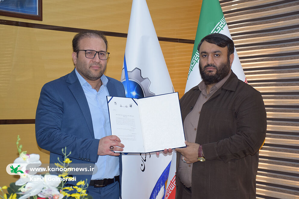 امضای تفاهمنامه بین کانون لرستان و پارک علم و فناوری کانون پرورش فکری لرستان به دنبال نخبه پروری است