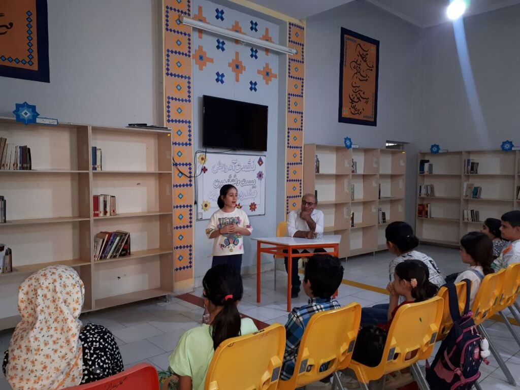 قصهگویی برای اعضا و والدین در مجتمع شماره ۱ شهر کرمانشاه