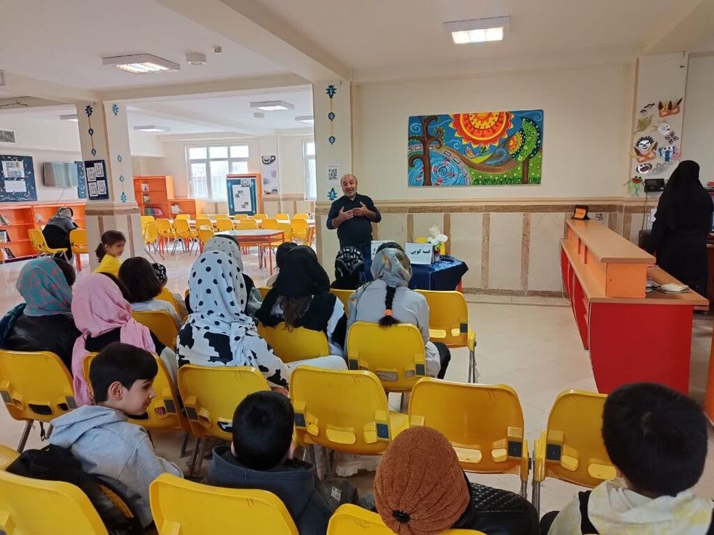 برگزاری کارگاه قصهگویی در مرکز شماره ۱۳ شهر کرمانشاه