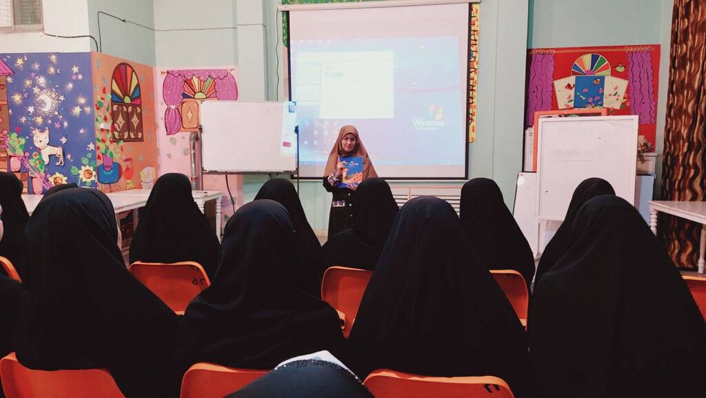 ارتقاء مهارتهای تربیتی و آموزشی در هفته کتاب در مرکز پنجشیراز