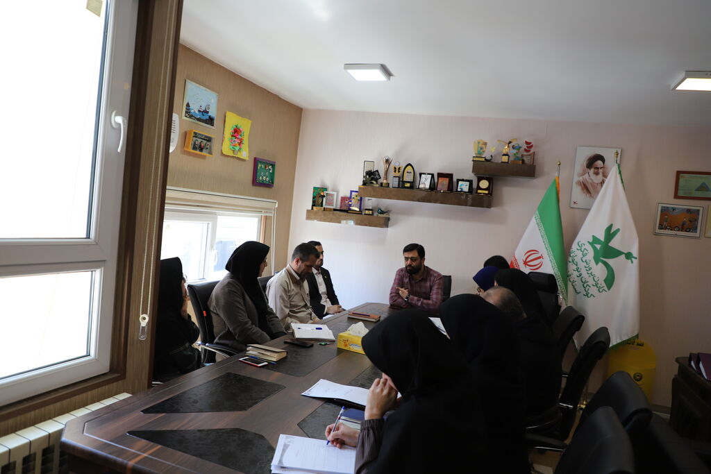 نشست برنامهریزی مرحله استانی بیست و ششمین جشنواره بین المللی قصهگویی در کانون استان قزوین