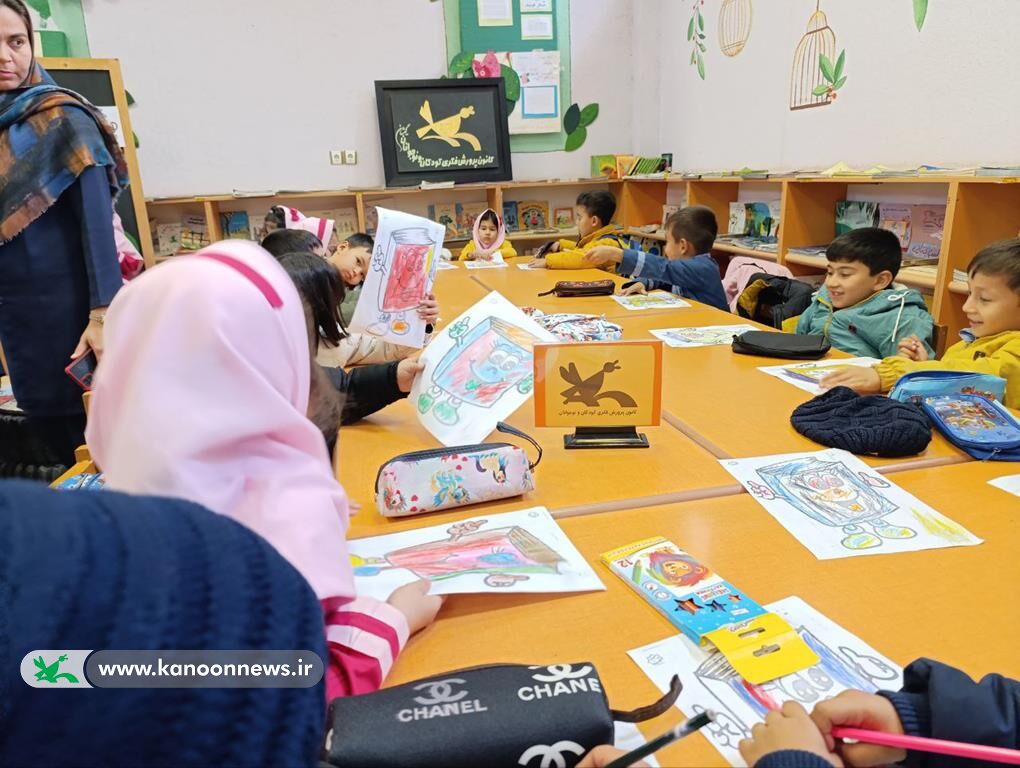 معرفی«این پسر چقدر کتاب میخورد» در گمیشان