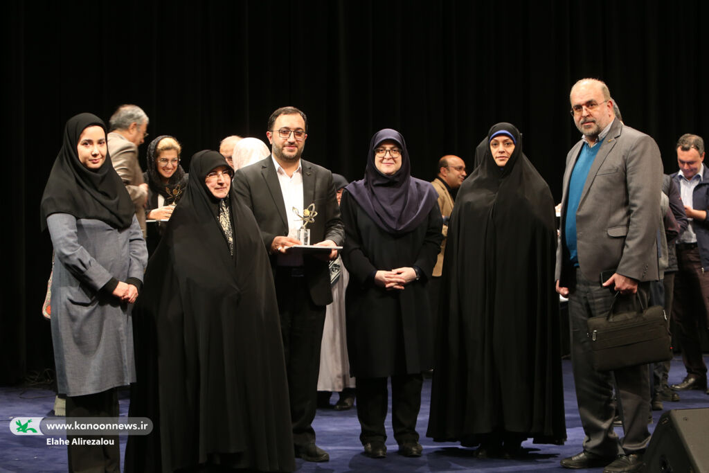 کانون تندیسِ بیستوپنجمین جایزه ترویج علم را از آن خود کرد