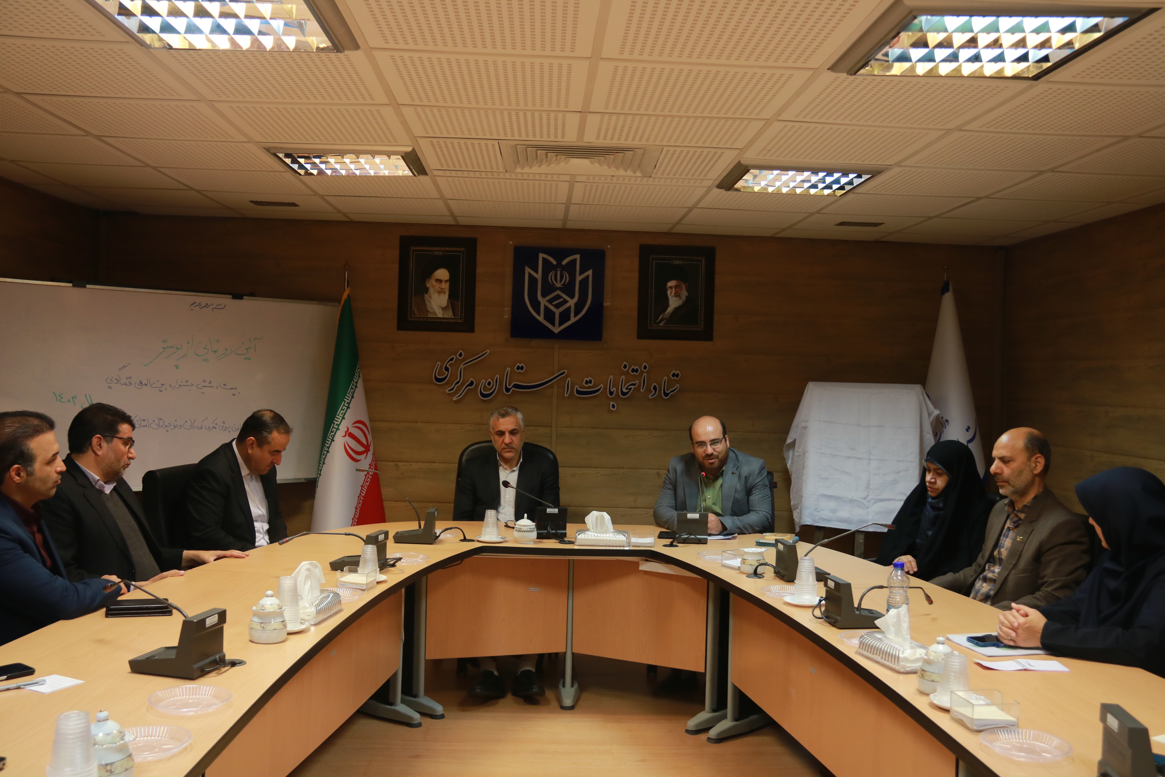 پوستر بیست و ششمین جشنواره بینالمللی قصهگویی کانون در اراک رونمایی شد