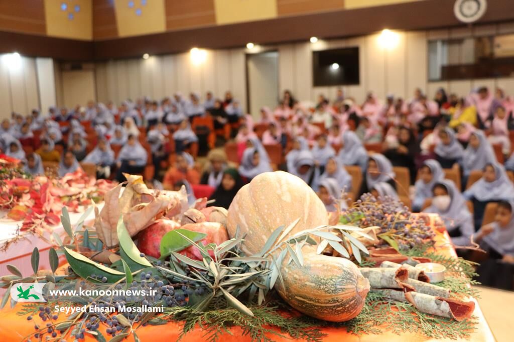 ویژه برنامه با شاعران در کانون گرگان و گنبدکاووس با حضور غلامرضا بکتاش