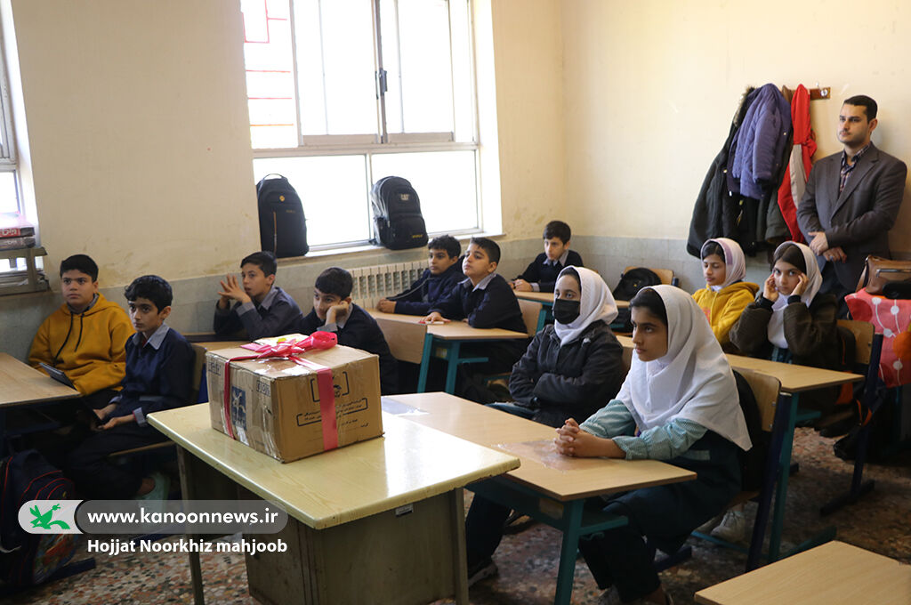 آغاز اکران سیار فیلم سینمایی باغ کیانوش از هفته بسیج