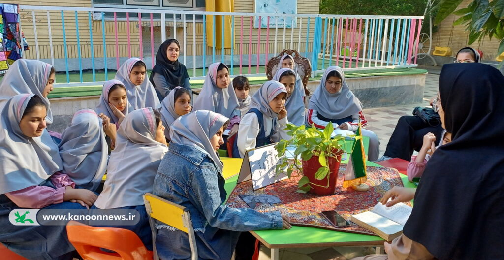 اعضای کانون استان بوشهر بیش از ۶۰ هزار کتاب امانت گرفتند / علاقهمند کردن کودکان به کتاب وظیفه همگانی است