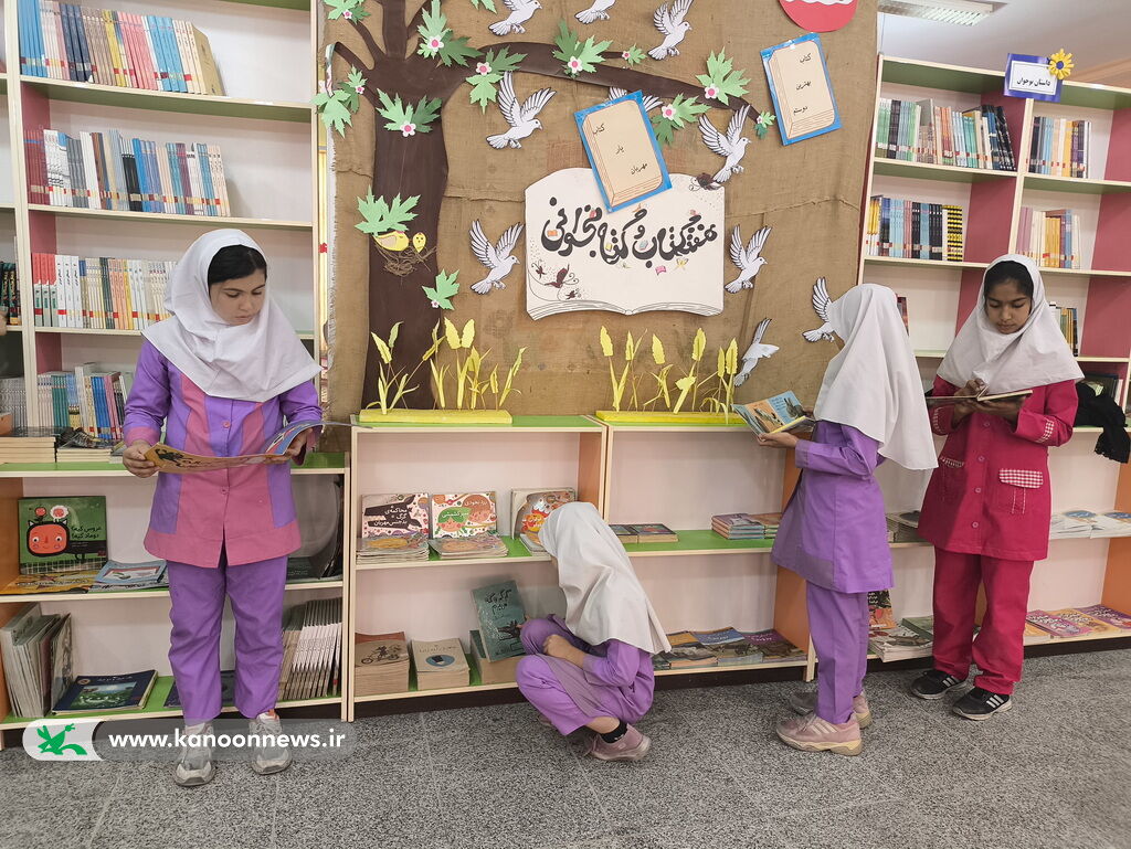 اعضای کانون استان بوشهر بیش از ۶۰ هزار کتاب امانت گرفتند / علاقهمند کردن کودکان به کتاب وظیفه همگانی است