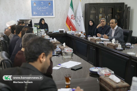 نشست هماندیشی باغ کیانوش در یزد