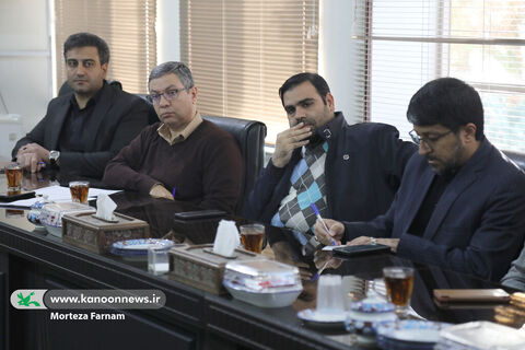 نشست هماندیشی باغ کیانوش در یزد